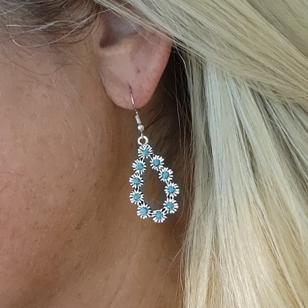 🔥LAST PAIR🔥 Bohemian Floral Drop Earrings